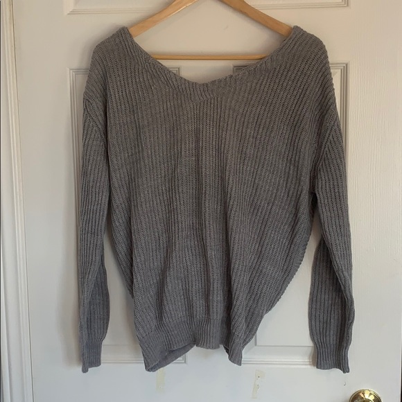 Grey sweater - Picture 1 of 2